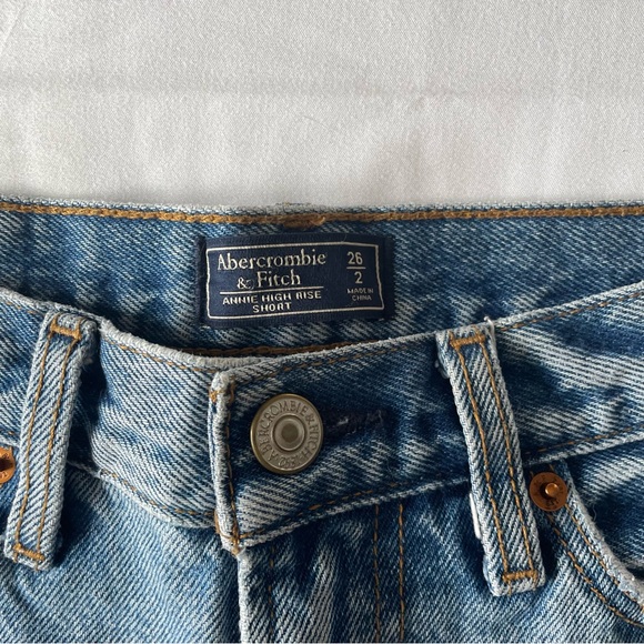 Abercrombie & Fitch Distressed Annie High Rise Jean Short, Blue, Size 26/2, EUC - Picture 5 of 6